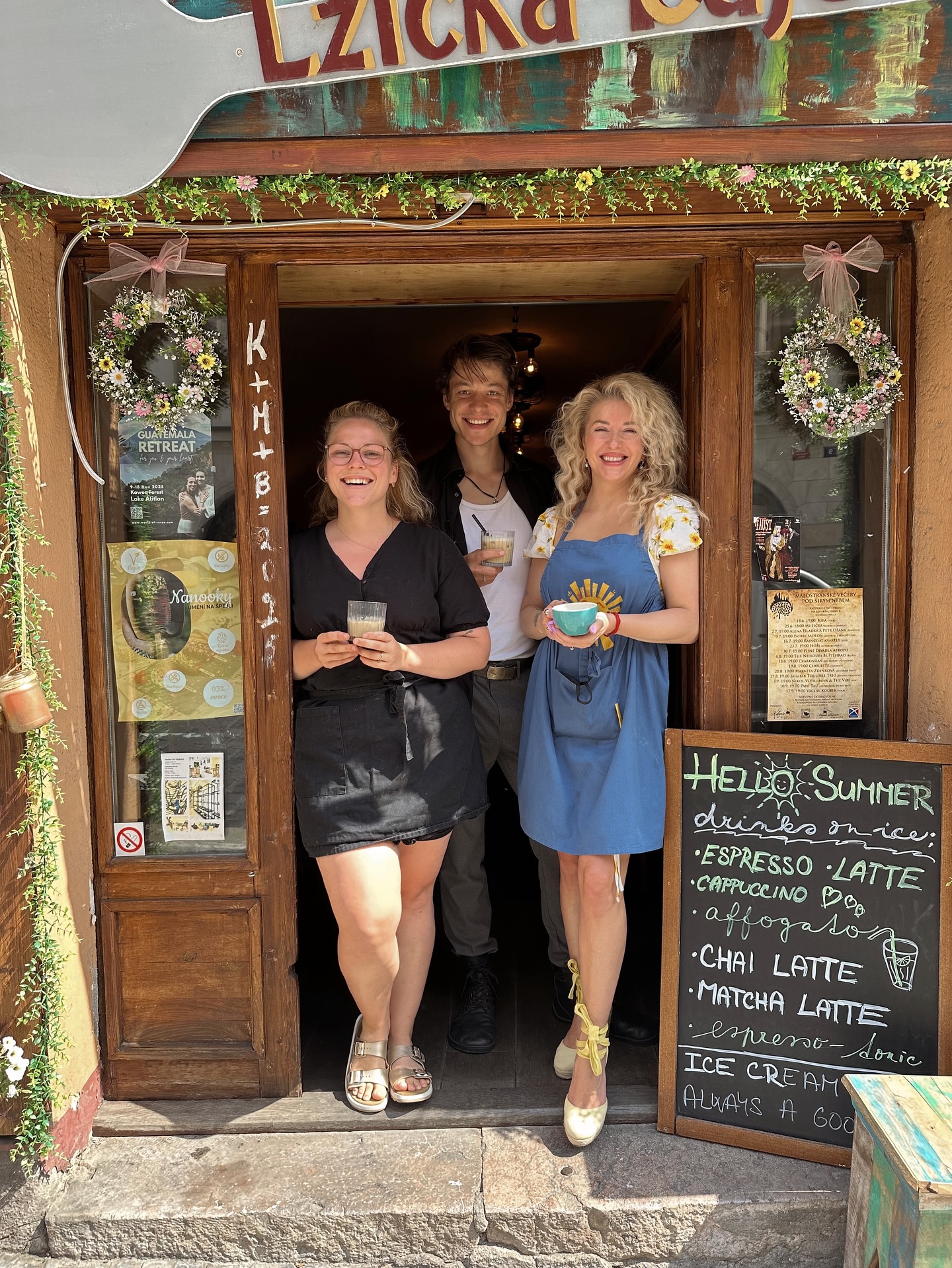 Lžička Café interiér