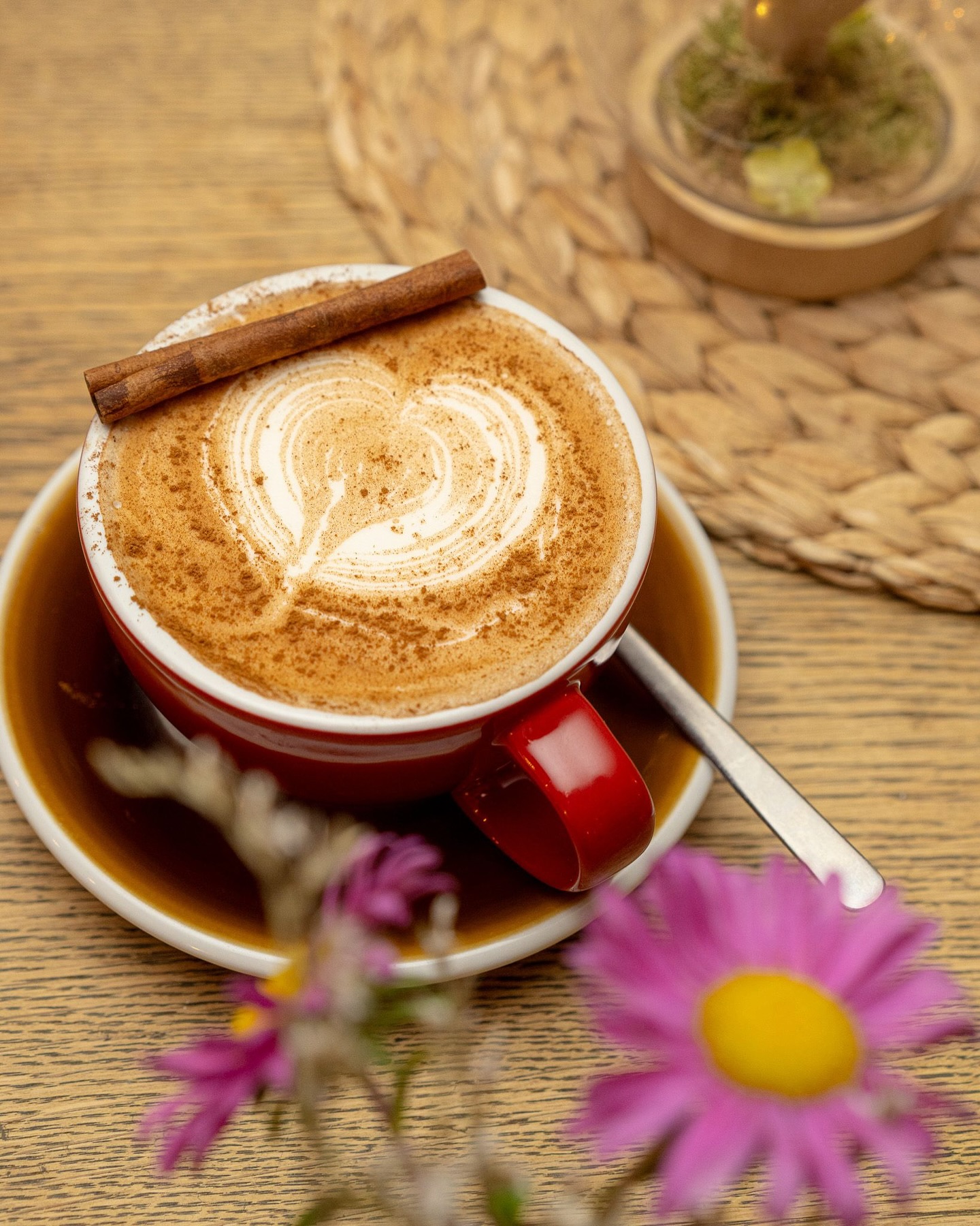 Lžička Café - káva a zákusky